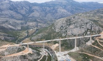 Marković sjutra obilazi most „Moračica“ povodom spajanja rasponske konstrukcije(VIDEO)
