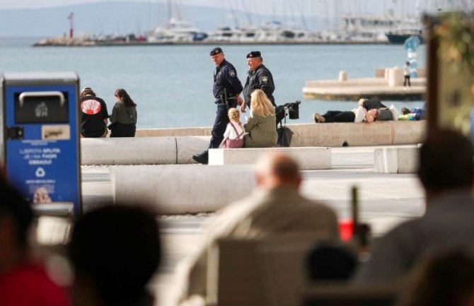 Split: Policija privela 85 osoba, 36 hrvatskih državljana, 49 stranih