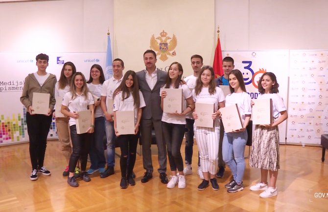Bogdanović: Zajedničkim snagama pronaći dobro rješenje i pravi odgovor na odnos mladih prema kulturnim aktivnostima
