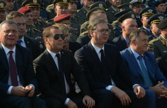 Medvedev: Godišnjica oslobođenja Beograda zajednički praznik