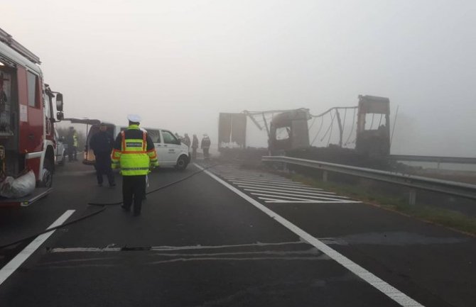 Mađarska:  U sudaru kamiona iz Srbije i dva automobila 7 osoba stradalo na licu mjesta