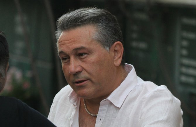 Počelo suđenje Halidu Muslimoviću, optužen da je tukao bivšu partnerku 
