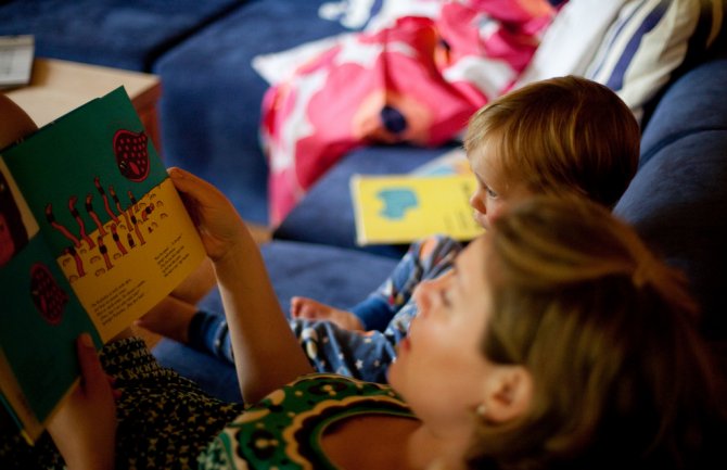Hrvatska: Traže se volonteri za čitanje priča za laku noć djeci na pedijatriji