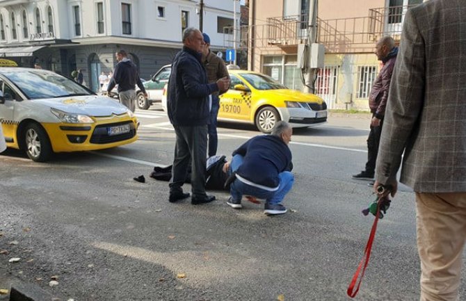 Udes u centru Podgorice: Taksi pokosio ženu