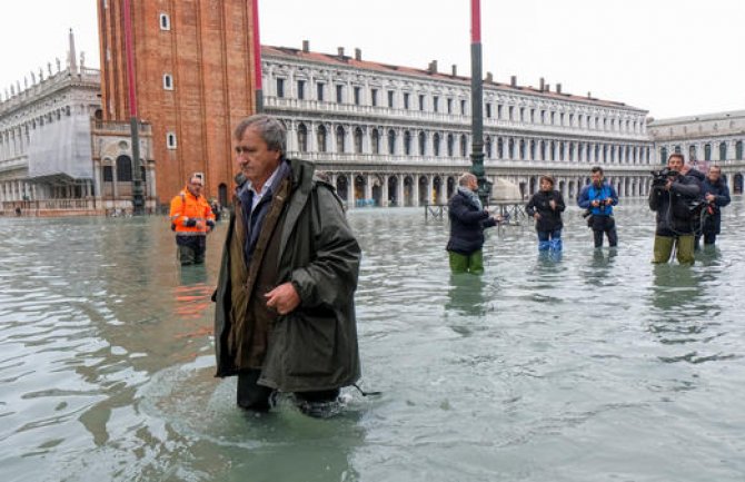 Venecija: Nivo vode ponovo raste, vanredno stanje na snazi (FOTO/VIDEO)