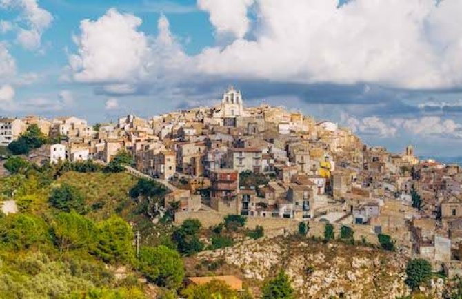 Kupili su kuću za euro na Siciliji, evo kakvo je njihovo iskustvo