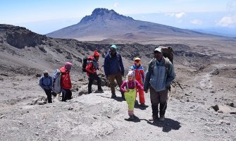 Šestogodišnja djevojčica osvojila Kilimadžaro 