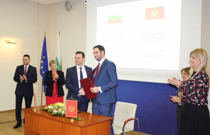 Unaprjediti saradnju u cilju rasta obima trgovinske razmjene i investicija CG i Bugarske