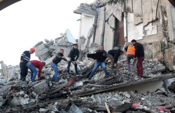 Dvojica Ulcinjana nude smještaj za 28 porodica pogođenih zemljotresom