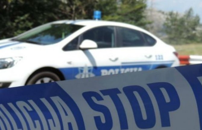 Uprava policije reagovala: Policajac nije izazvao incident ispred Hrama