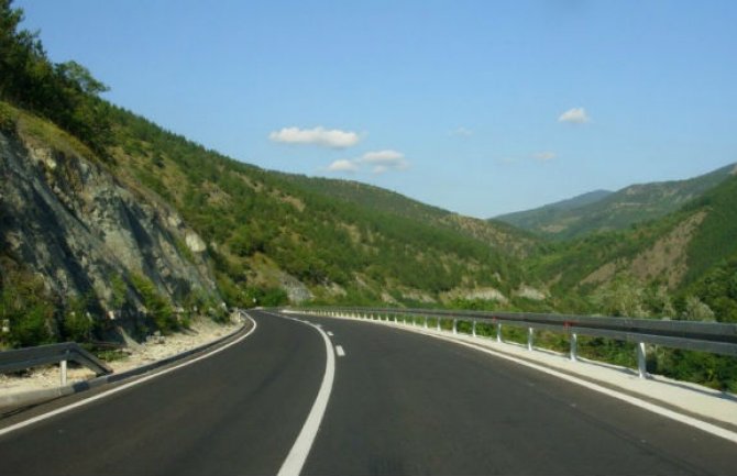 Saobraćaj na magistralnom putu Podgorica-Kolašin uspostavljen za sve vrste vozila