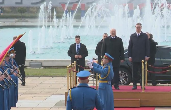 Svečani doček za Lukašenka ispred Palate Srbija; Vučić: Puno prostora za produbljivanje ekonomske saradnje sa Bjelorusijom
