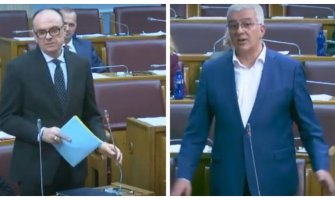 Oštra polemika i grube riječi u Skupštini između  Mandića i Škrelje (VIDEO)