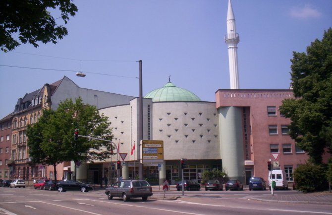 U Njemačkoj evakuisana džamija zbog dojave o bombi