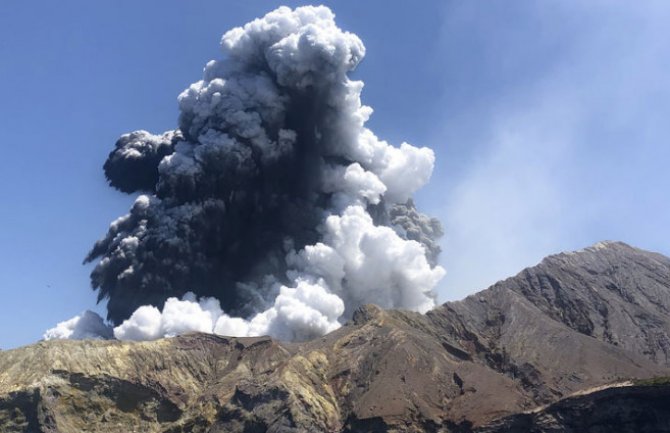 Izvučena tijela šest osoba koje su stradale tokom erupcije vulkana