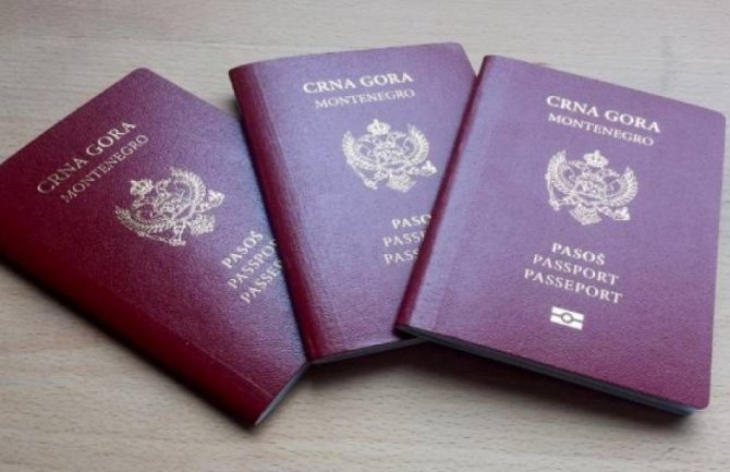 20.000 više pasoša nego građana u CG