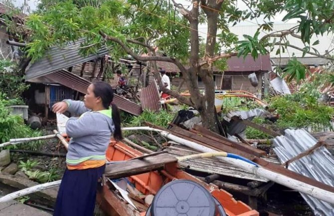Tajfun pogodio Filipine na Božić, najmanje 16 mrtvih 