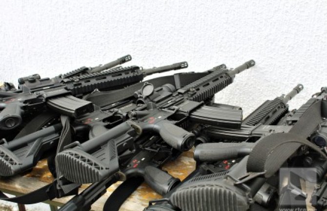 Zabrinjavajuća količina oružja u Crnoj Gori: U nelegalnom posjedu do 80.000 komada