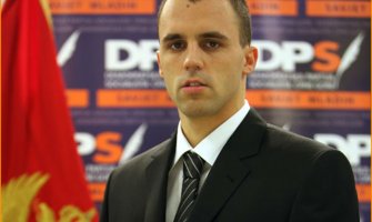 Pešić reagovao: Danilović zaboravio da dopiše ljubav prema Crnoj Gori