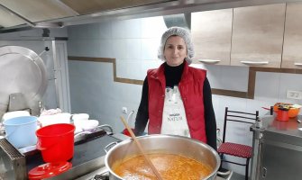 U narodnoj kuhinji pri manastiru Đurđevi stupovi se godišnje spremi oko 30 hiljada obroka: Nikada se nije desilo da nekome ne damo da jede