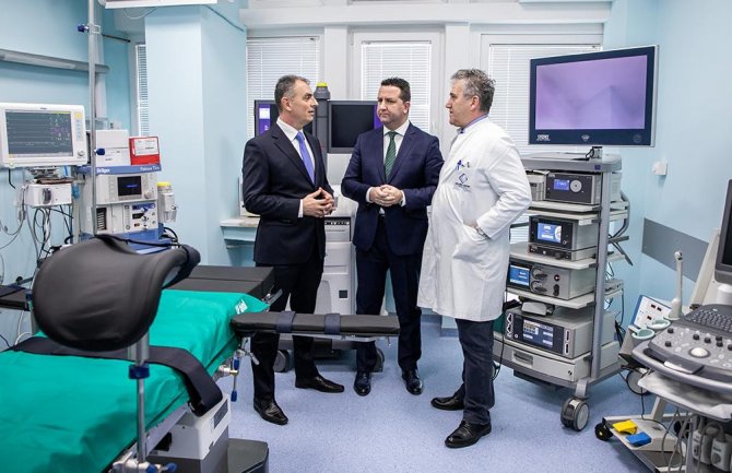 Na Klinici za urologiju KCCG-a otvorena nova operaciona sala vrijednosti 435 hiljada eura(FOTO)