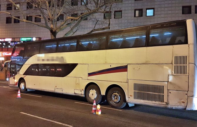 Njemačka policija isključila iz saobraćaja autobus iz Srbije: Pred raspadom, prešao 1,3 miliona km(FOTO)
