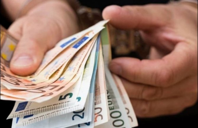 Novljanka optužena da je pokušala da iznudi 23.000 eura