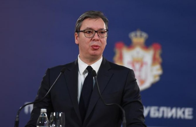 Vučić: Teške poruke za Srbiju stižu iz Crne Gore