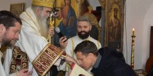 Gojković na liturgiji u Cetinjskom manastiru: Hvala na blagoslovu, reprezentaciji to mnogo znači