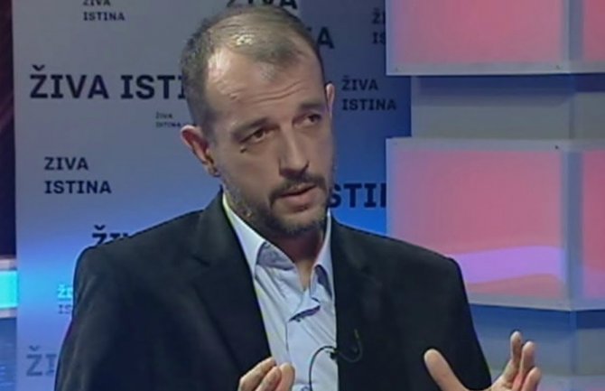 Jovanović: Nije sporan Zakon, radi se o odbrani imperijalnih ambicija Srbije i SPC
