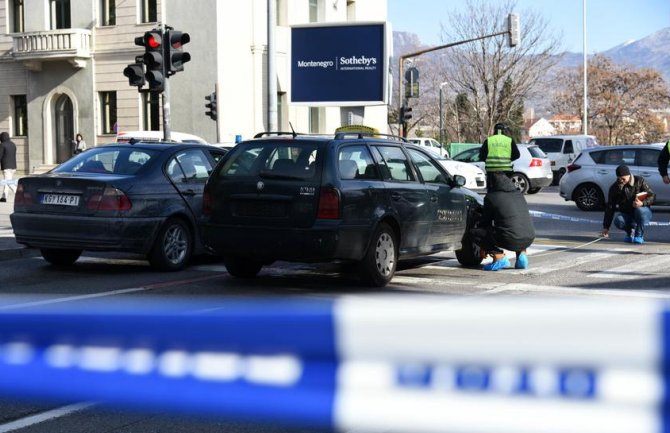 Podgorica: Taksista ranjen nožem