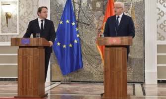 Saradnja uslov za uspješan nastavak integracije u EU, Varhelji: Zakon važno pitanje, svijet vas posmatra