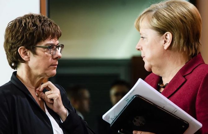 Njemačka: Kramp-Karenbauer odustaje od mjesta kancelara