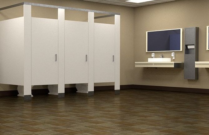 Zašto vrata javnih toaleta nisu skroz do poda? Evo nekoliko razloga