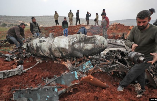 U Siriji oboren helikopter vojske, poginula posada