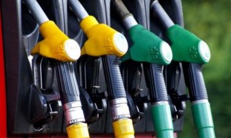UPCG: Država da ograniči rast cijena goriva