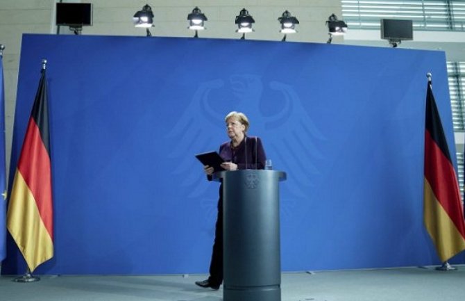 Merkel: Boriću se protiv onih koji pokušavaju da podjele zemlju po etničkim osnovama