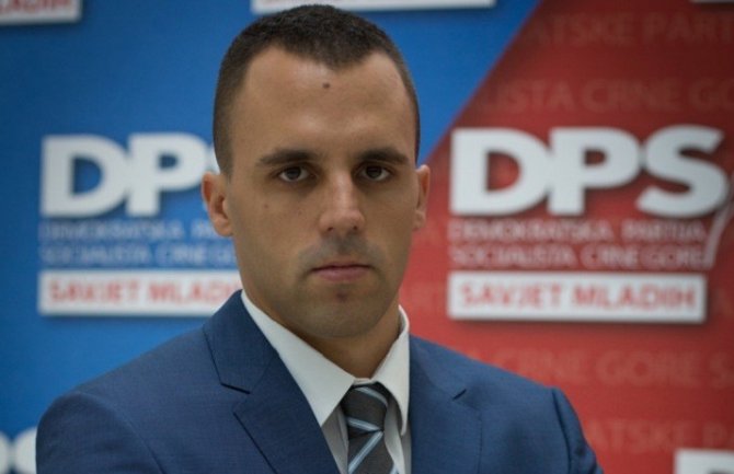 Pešić: Recikliranjem laži o Crnoj Gori Čović pokušava da se istakne i preporuči