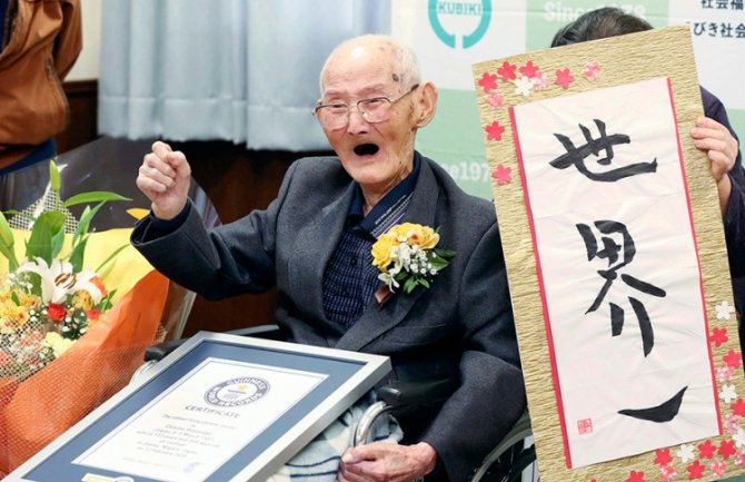 Preminuo najstariji muškarac na svijetu