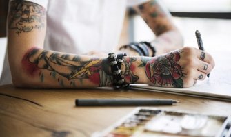 Evropska unija zabranila tetoviranje u boji