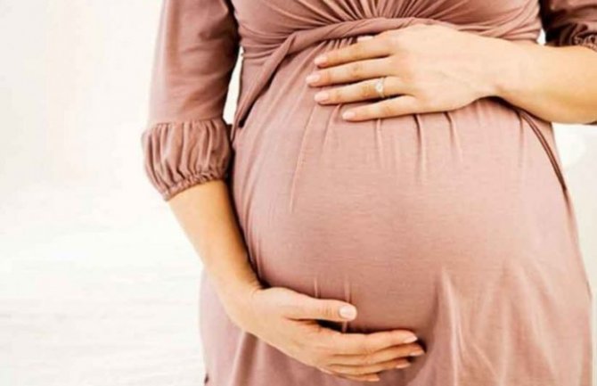 Stručnjaci: Za trudnice korona opasnija od vakcine