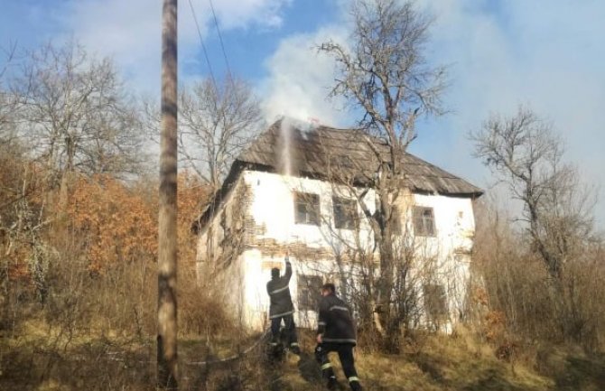Pljevlja: Veliki požar u Glisnici, u zadnjem času spašena kuća