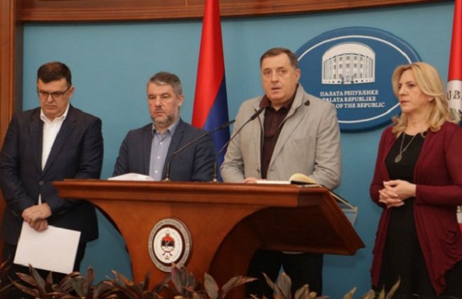 Dodik: Od ponedjeljka vojska će na granicama da postavlja šatore
