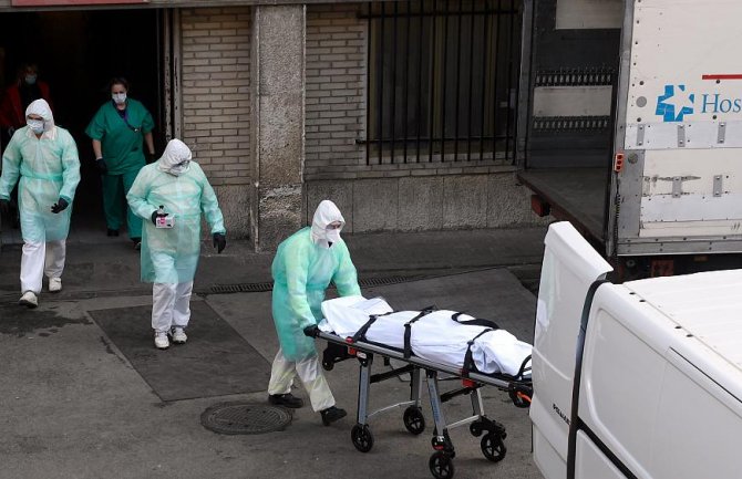 Španija: 655 umrlih u jednom danu, do sada više od 4.000 žrtava