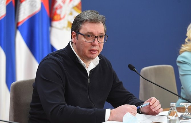 Vučić: Srbiji u interesu da Srbi ostanu na svojim ognjištima u Crnoj Gori