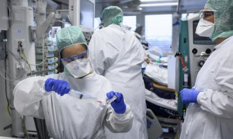  Francuzi testiraju krvnu plazmu osoba koje su preboljele koronavirus