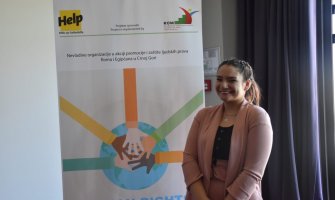 URA čestitala Dan Roma: Romima imperativ da bude obrazovanje