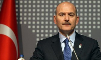 Turski ministar podnio ostavku jer je kasno objavio kad počinje policijski čas