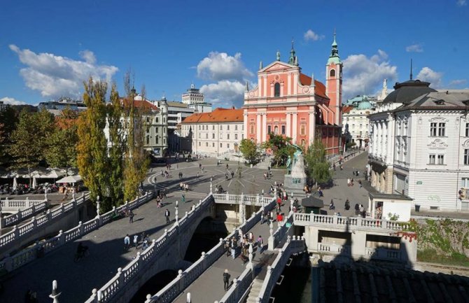 Slovenija: Od ponedjeljka se postepeno otvaraju prodavnice