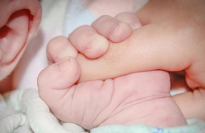 Mali borac: Beba rođena sa 800 grama pobijedila koronavirus